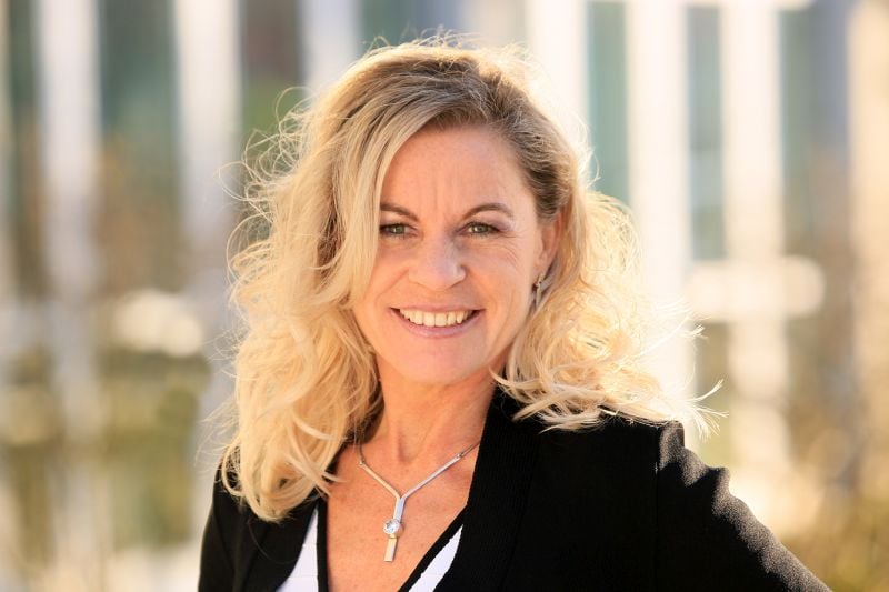 Christina Hanusch, Geschäftsführerin, Zeugnisexpertin und Bewerbungscoach Christina Hanusch, Geschäftsführerin, Zeugnisexpertin und Bewerbungscoach